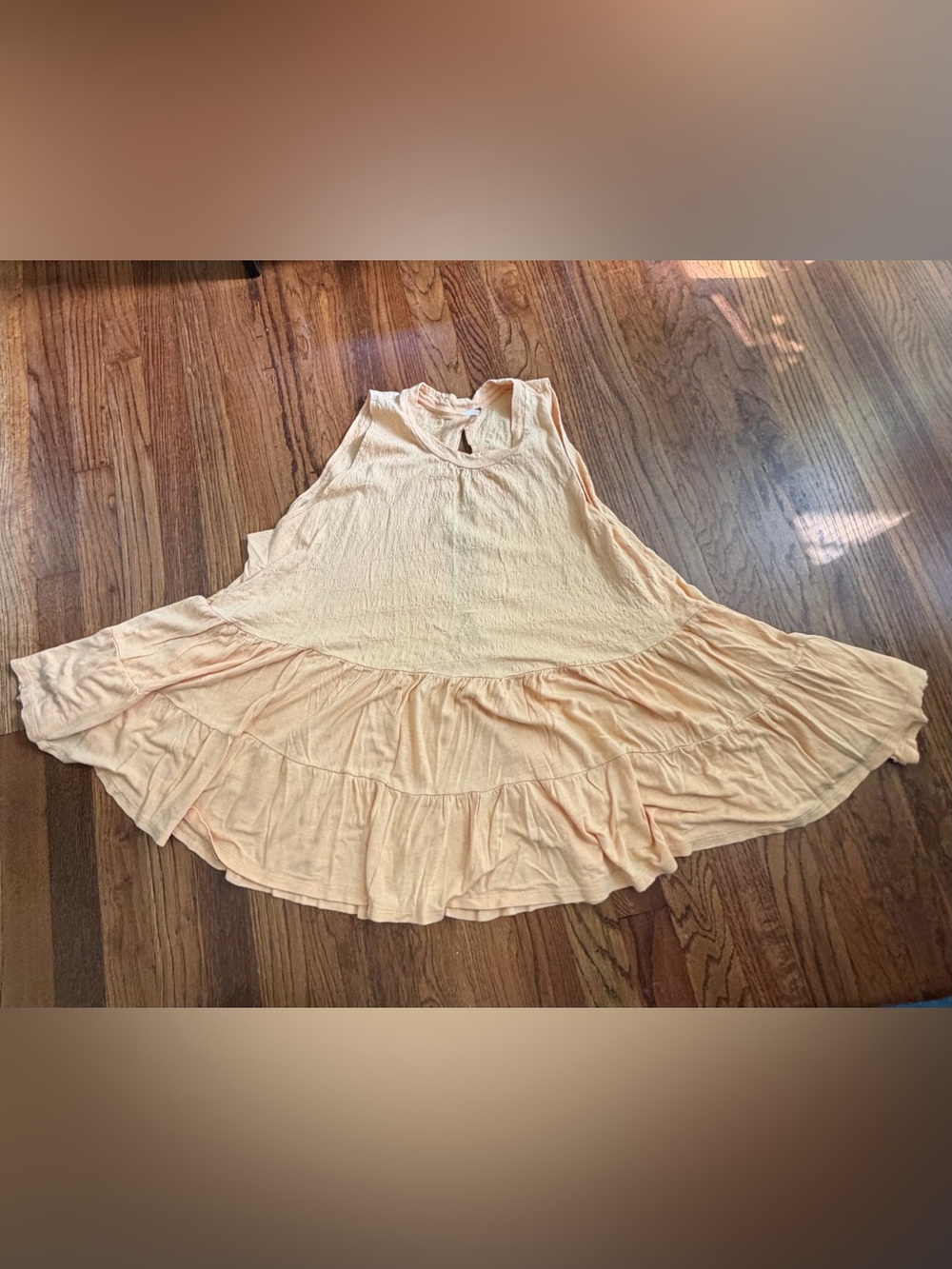 *Free People Peach Ruffle flowy tank women’s size small